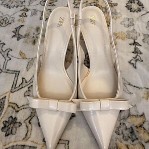Zara White Patent Leather Pointed Toe Bow Slingback Heels